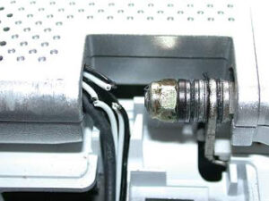 Broken speaker wires on a Dell 700m